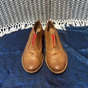 Nordstrom Brown Leather Women's Loafers with Red Accent